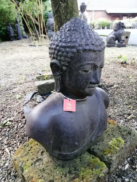 Artikelbild 3 des Artikels “Buddha Büste, Steinguss, 55 cm Höhe “